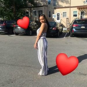 Meet your Posher, Nelly